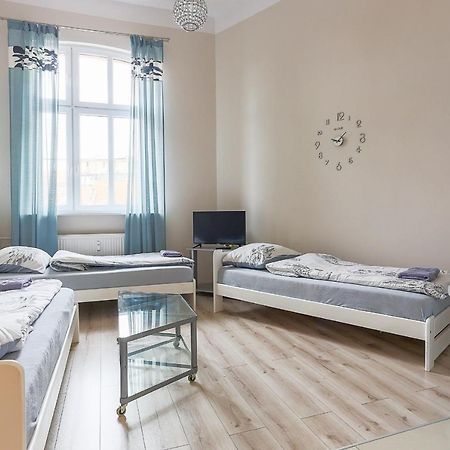 Appartement Three Single Beds à Stary Toruń Extérieur photo