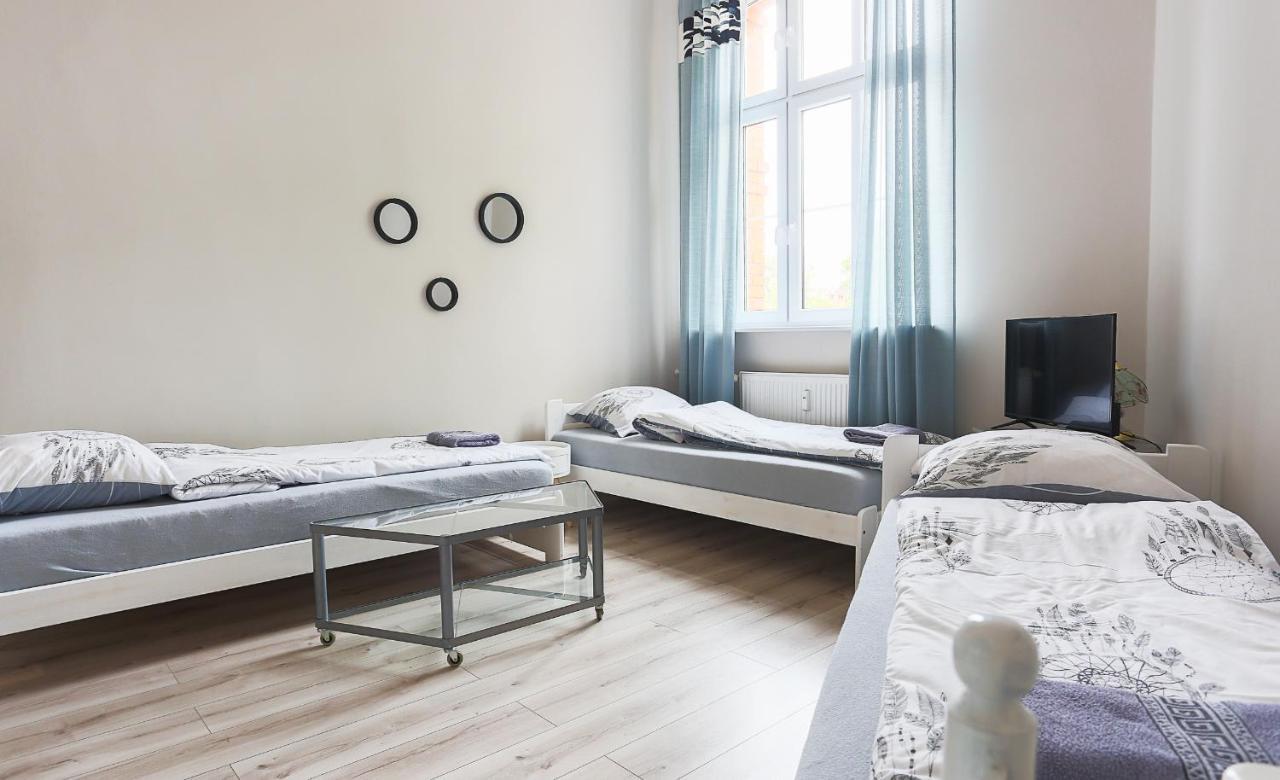 Appartement Three Single Beds à Stary Toruń Extérieur photo